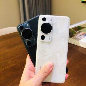 Huawei P60 Pro Unlocked 48MP EMUI 13.1 (Europe) 6.67" Harmony os Google Play OS HarmonyOS 3.1 (China) Color random color Storage Capacity 256GB 8GB RAM,