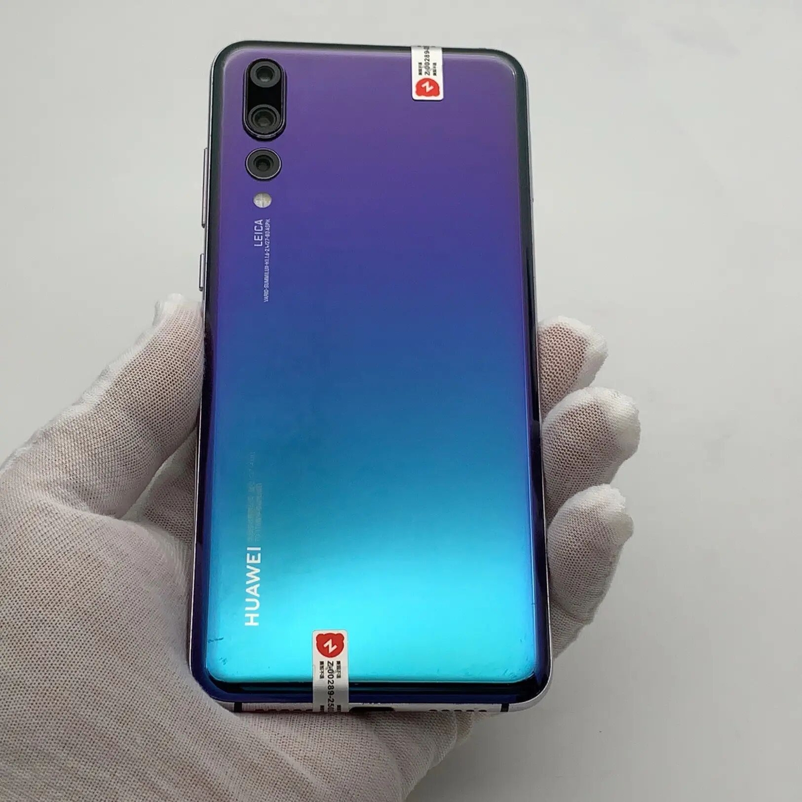 Huawei P20 Pro 6.1" 40MP 256GB Kirin 970 Android 10 SmartPhone Google play Storage 64GB Inklusive Ladegerät Ja colors Random Color