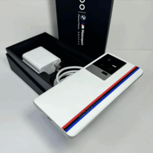 New vivo iQOO 11 Track /Legend Edition 5G 6.78" 256GB Snapdragon 8 Gen 2 Android storage 256GB 12GB RAM Colour Black - Image 7