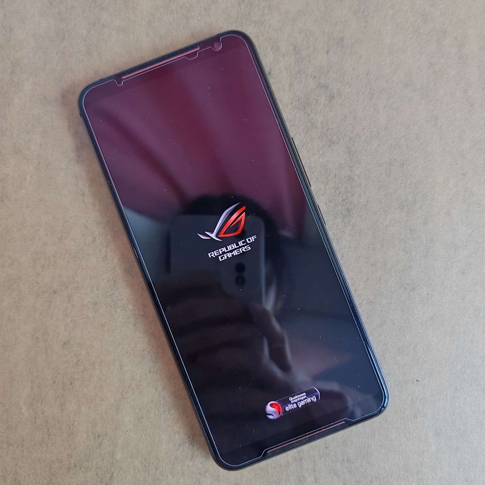 Asus ROG Phone II ZS660KL 6.59" 48MP Android 10 8+128GB Google Global
