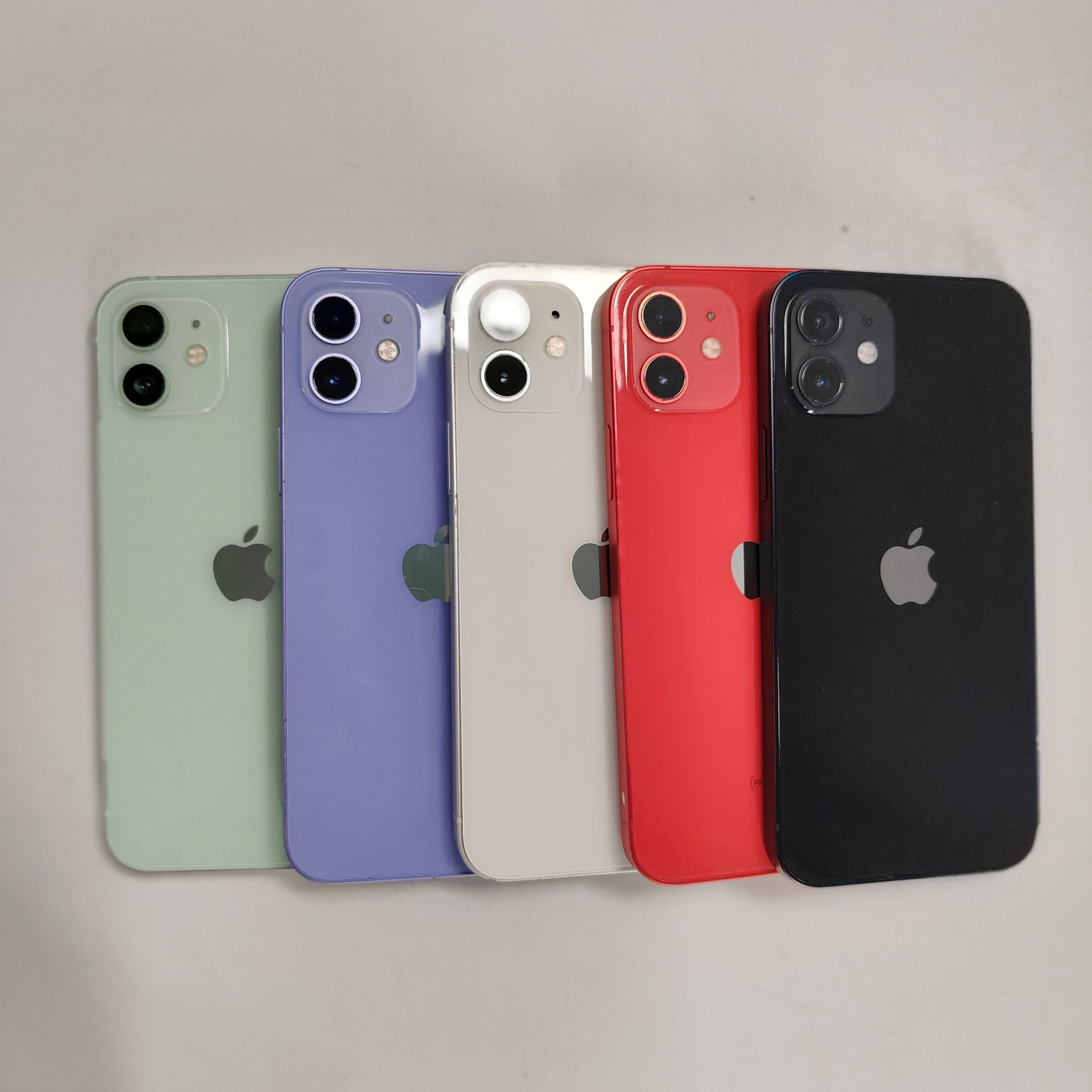 Apple iPhone 12 6.1" 12MP IOS 18 64/128/256GB iOS 18 all colors with Face ID Storage 4GB+128GB