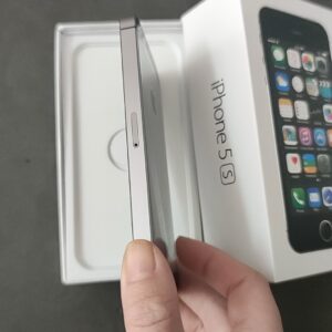 Apple iphone 5S 16GB 32GB 64GB unlocked 4G networks smart phone Color White Storage Capacity 16 GB - Image 8