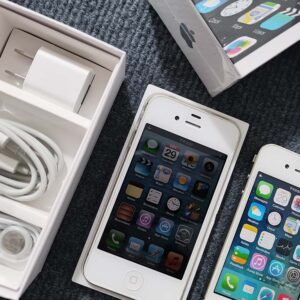 Apple iPhone 4 4S 8/16/32/64 iOS 6 7 9 Unlocked 3G Smartphone Sealed in BOX Color Black Model Apple iPhone 4 iOS 6/7/9 iOS 7 Storage Capacity 16 GB