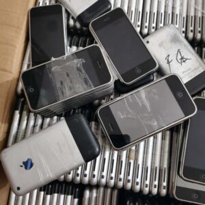 Original Apple iPhone 2G 1st Gen 4GB / 8GB / 16GB mobile phone Lot Screen No Crack Lot of 1pcs Storage Capacity 8GB - Image 9