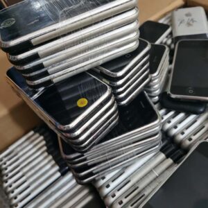 Original Apple iPhone 2G 1st Gen 4GB / 8GB / 16GB mobile phone Lot Screen No Crack Lot of 1pcs Storage Capacity 8GB - Image 13