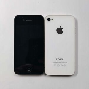 iPhone 4 4s 8/16/32/64GB Black/White Unlocked Tested Fully working phone Generation 4 Color Black Storage Capacity 16 GB iOS iOS 7 - Image 5