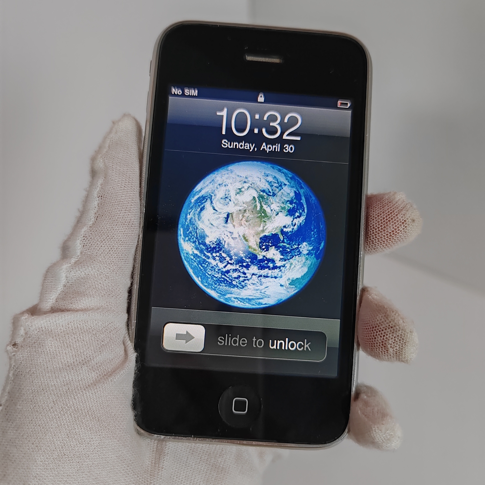 Apple iPhone 2st gen (iPhone 3G) 16GB 2MP 3.5" iOS 3.1.3 NO.019