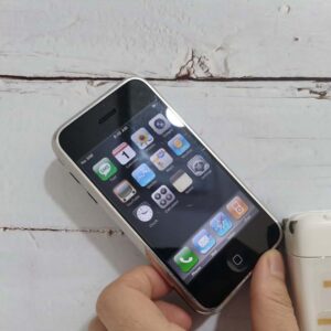 Apple iPhone first Generation Smart phone 2G 8GB IOS 1.0 ( Unlocked ) - Image 11