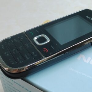 Nokia 2700 Classic (Unlocked) mobile phone gsm Battery with 2 batteries - Image 3