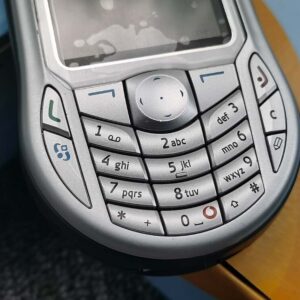 Nokia 6630 Unlocked GSM / UMTS 2G 3G Symbian 8.0, 1.3MP 2.1" Cellphone Very NEW Bundle description 2* batteries - Image 2