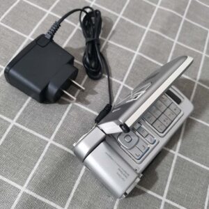 A++ Nokia N93 3G Rotatable keyboard Smart Phone OS 9.1 64MB Unlocked battery With one battery - Image 3
