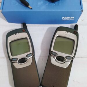 Nokia 7110 Unlocked 2G Cellular Phone complete in box Fully function Dark Green Bundle Description 1*battery - Image 2