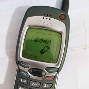 Nokia 7110 Unlocked 2G Cellular Phone complete in box Fully function Dark Green Bundle Description 1*battery - Image 15