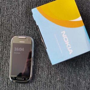 Nokia C7 C7-00 8GB WIFI GPS 8MP 3G GSM Smartphone Factory Unlocked - Silver Color Silver battery 2 batteries - Image 2