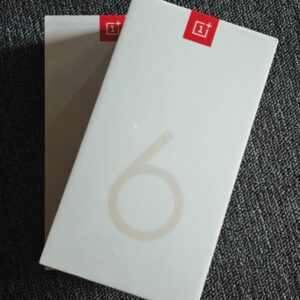 OnePlus 6T 6.41" 20MP Android Snapdragon 845 8+128GB Google Play Global Colore Please note the color you need in order Capacità di memorizzazione 8+128GB