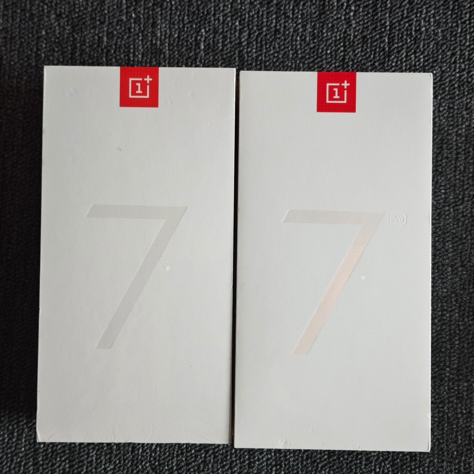 OnePlus 7 Pro 6.67" 48MP Android Snapdragon 256GB Google Play Global Colore Per favore annota nella ordinazione la colore desiderato Capacità di memorizzazione 8GB+256GB