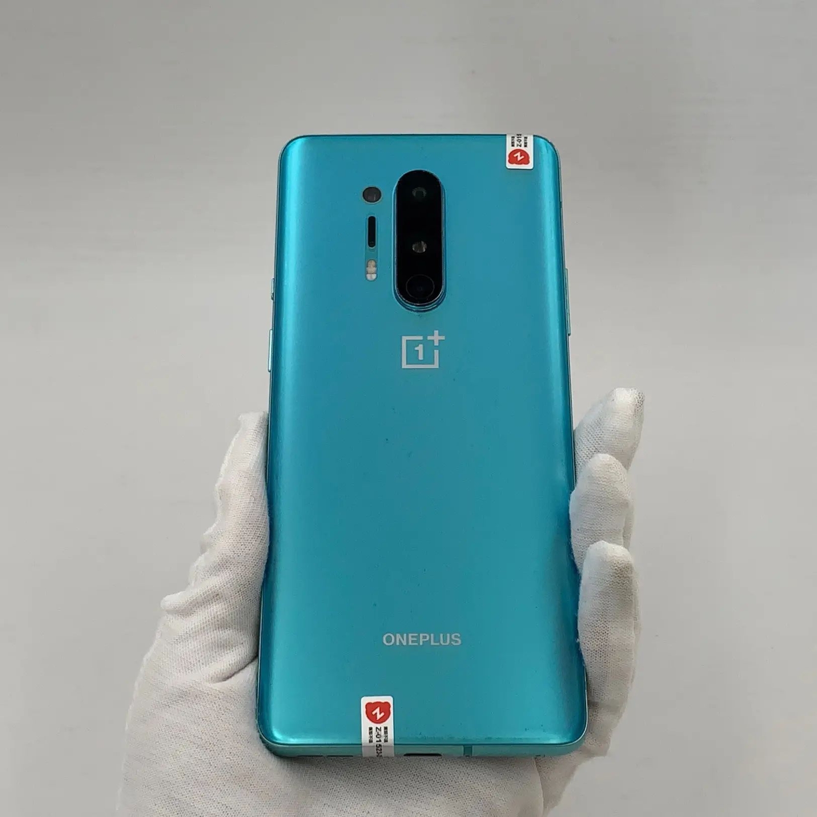 OnePlus 8 Pro 6.78'' 48MP 256GB Android 10 Snapdragon 865 5G google play​ Storage 8GB+128GB   in order Charger Included Yes