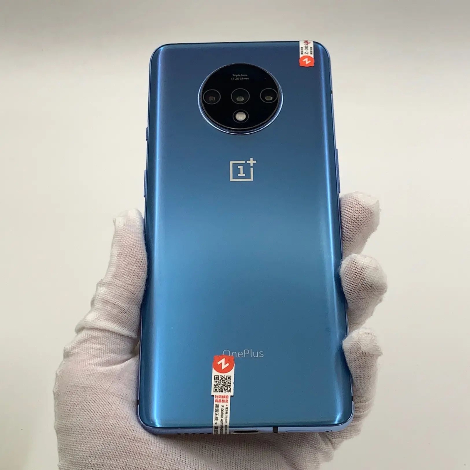 OnePlus 7T 6.55'' 48MP 128GB 256GB Android 10 Snapdragon 855+ google play​ Storage 8GB+128GB   in order Charger Included Yes