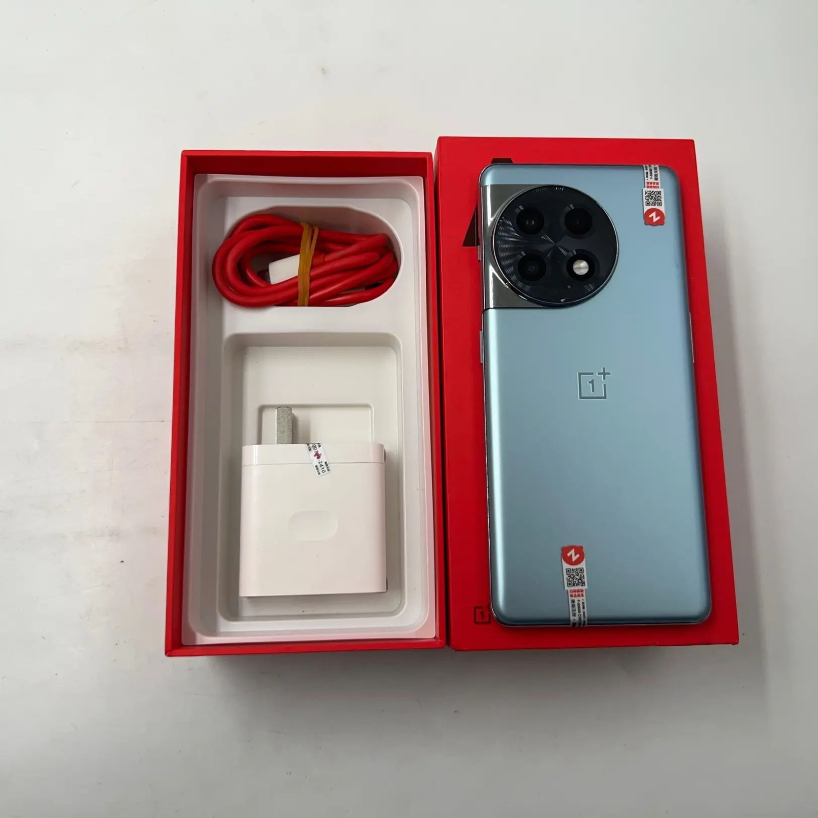 OnePlus Ace 2 6.74'' 50MP 256GB 512GB Android 13 Snapdragon 8+ Gen 1 SmartPhone Storage 12GB+256GB   in order Charger Included Yes
