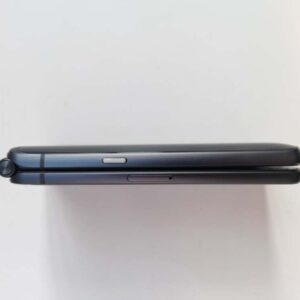 Original Samsung SM-W2017 Unlocked Android Flip Mobilephone Color Black - Image 5