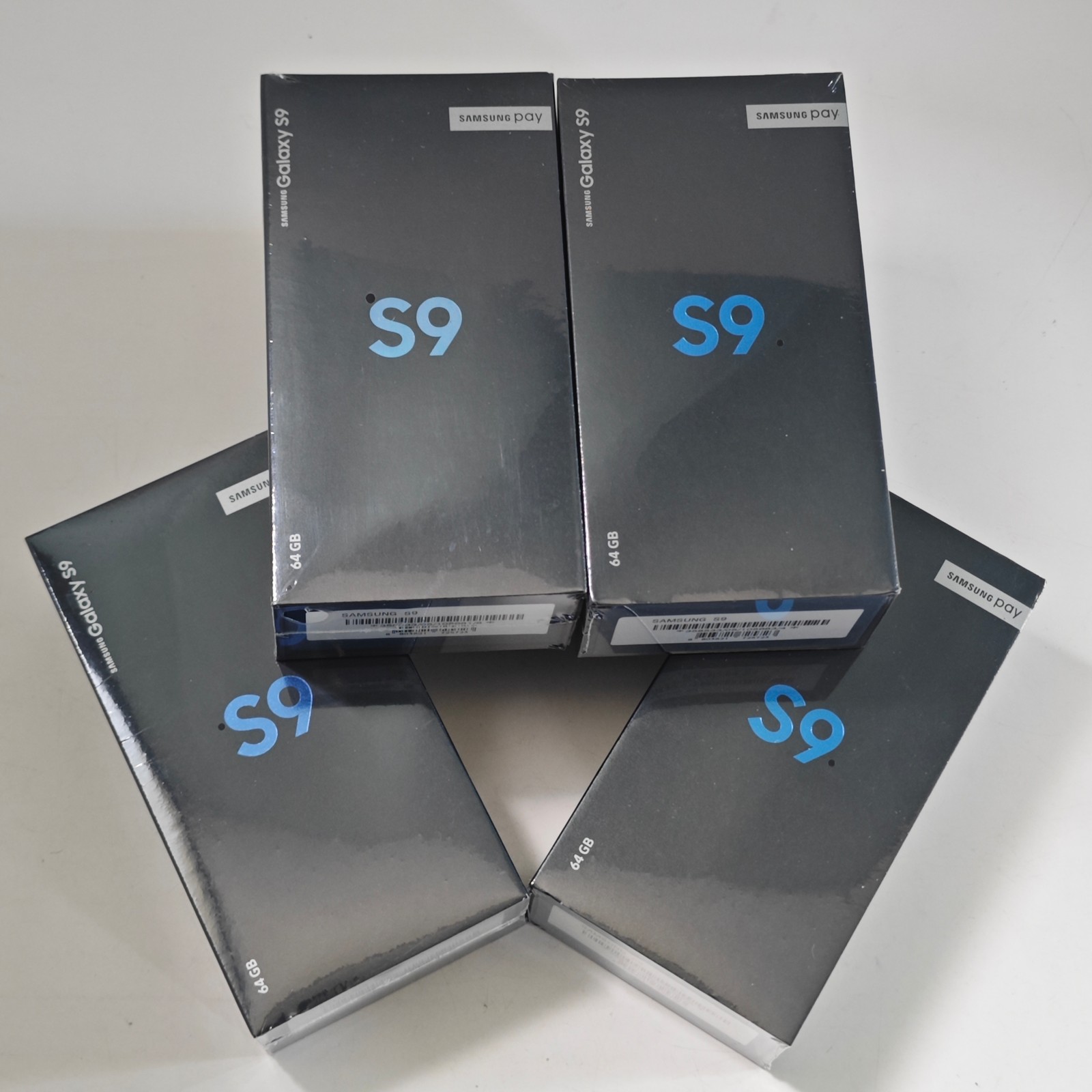 New Samsung Galaxy S9 G960F G960F/DS 5.8"12MP 64GB Global Google Android Sealed Storage 64GB 4GB RAM Model G960U