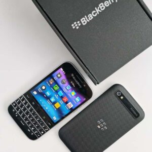 BlackBerry Classic Q20 (Boxed) Unlocked 4G 16GB Keyboard Smartphone Color White - Image 2
