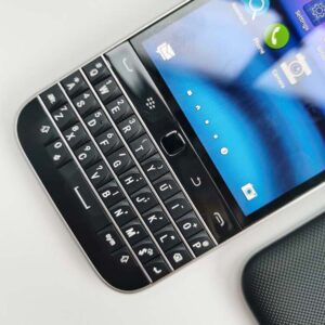 BlackBerry Classic Q20 (Boxed) Unlocked 4G 16GB Keyboard Smartphone Color White - Image 5