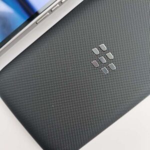 BlackBerry Classic Q20 (Boxed) Unlocked 4G 16GB Keyboard Smartphone Color White - Image 12
