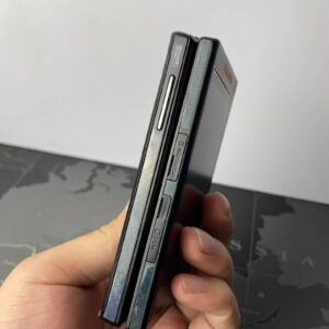 Samsung W999 Android Unlocked 16GB SCH-W999 clamshell Phone C/N version Color Black Storage Capacity 16GB+1GB - Image 5