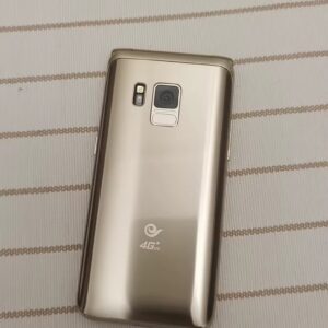 Samsung W2017 Android Unlocked 64GB 4GB RAM 4G clamshell Phone C/N version Color Gold Storage Capacity 64GB+4GB - Image 4
