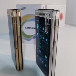 Samsung W2018 Android 4G 64GB SM-W2018 clamshell Phone - Unlocked Color Gold - Image 4