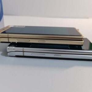 Samsung W2018 Android 4G 64GB SM-W2018 clamshell Phone - Unlocked Color Gold - Image 6
