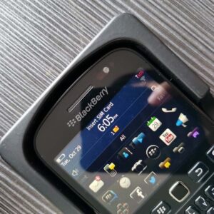 BlackBerry 9720 - Unlocked 3G Keyboard Smartphone BlackBerry OS 7.1 microSDHC Color Black - Image 7