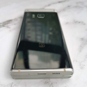 Samsung W2018 Android Unlocked 4G 256GB Super AMOLED 4.2” Clamshell Phone Color Silver - Image 2
