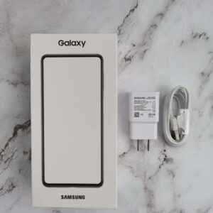 Samsung W2018 Android Unlocked 4G 256GB Super AMOLED 4.2” Clamshell Phone Color Silver - Image 10
