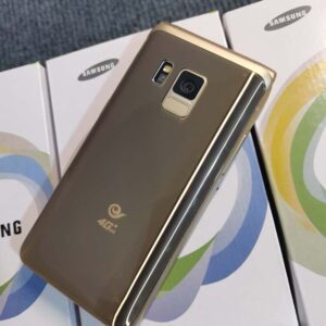 Unlocked Samsung SM-W2017 Android flip phone good condition - Image 8