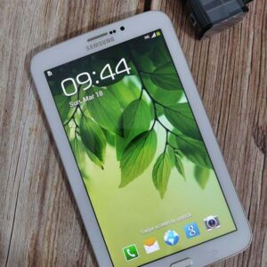 Samsung Galaxy Tab 3 7.0 SM-T211 8GB Wi-Fi 3G Android4.1.2 Tablet good condition - Image 2