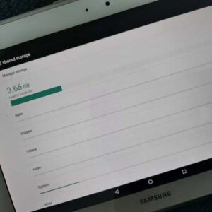 Samsung Galaxy Note 10.1 N8000 GT-N8000 Android 16GB 3G Mini-SIM 10.1" Tablet