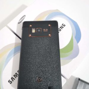 Samsung SCH-W2013 16GB Android 3G Clamshell Smart Phone - Unlocked Bundle Description 1 battery - Image 12