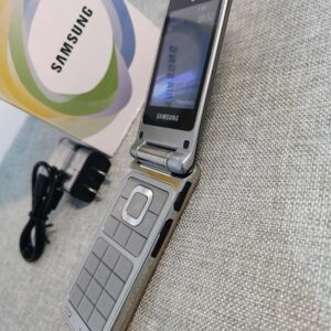 Unlocked SAMSUNG W319 SCH-W319 DK15 GPS MicroSD Dual-SIM Flip Phone Bundle Description 1 battery - Image 4