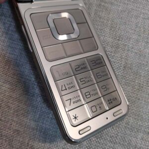 Unlocked SAMSUNG W319 SCH-W319 DK15 GPS MicroSD Dual-SIM Flip Phone Bundle Description 1 battery - Image 8