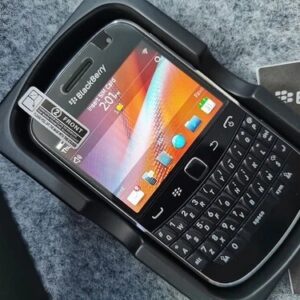 BLACKBERRY 9900 BOLD - 8 GB - Black / White 3G (Unlocked) microSDHC GPS Color Black - Image 2