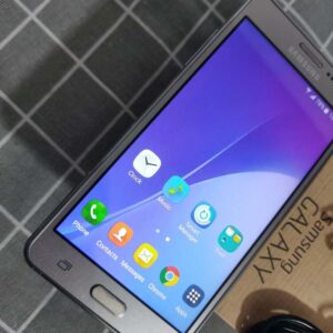 Unlocked Samsung Galaxy On5 - SM G5500 Smartphone 4G Android   Bundle Description 1 battery - Image 3