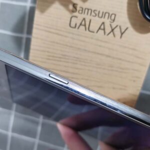 Unlocked Samsung Galaxy On5 - SM G5500 Smartphone 4G Android   Bundle Description 1 battery - Image 12