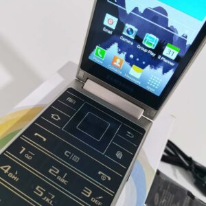 Samsung SM-G9098 Dual sim Android Unlcoked 3G Clamshell Phone Good condition Bundle Description 1 battery - Image 3