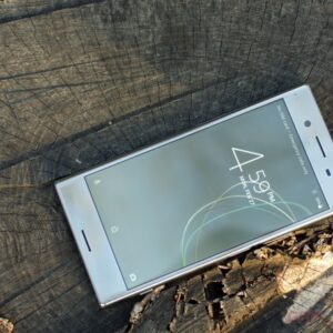 (Unlocked) Sony Xperia XZ Premium G8141 Android 64GB Global Unlocked Color please note the color you need Model Number SO-04J - Image 11