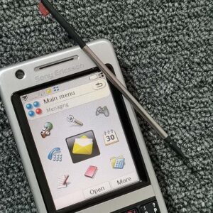 Sony Ericsson P1 P1i UMTS Unlocked 2G 3G 3MP 2.6" Smartphone - Silver Black battery 1*battery - Image 2
