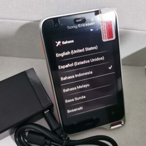 99%N EW Sony Ericsson Xperia active ST17 ST17i ST17a 3G WIFI Android OS GPS Bundle Description 2 batteries - Image 3