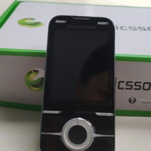 Sony Ericsson Yari U100(Unlocked) 16 GB Android Smartphone Storage Capacity U100 - Image 3