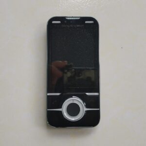 Sony Ericsson Yari U100(Unlocked) 16 GB Android Smartphone Storage Capacity U100 - Image 4